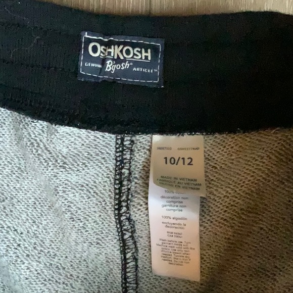 Boys OshKosh Joggers. Great condition. Size 10/12 - Picture 5 of 5